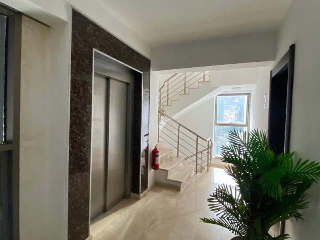 Flat To Rent in Aşağı Girne, Kyrenia