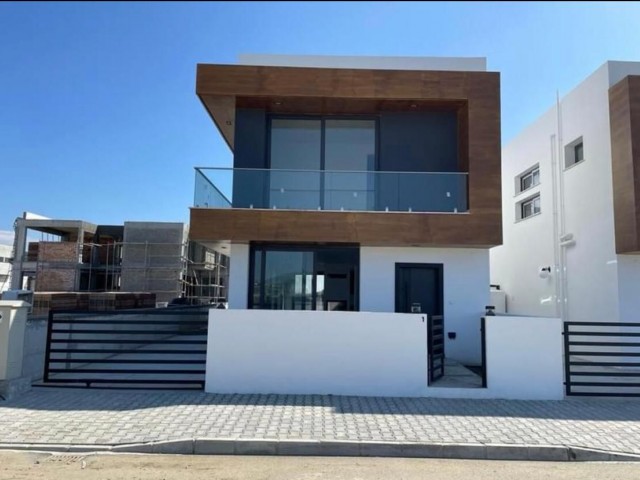 3+1 VILLA FOR SALE IN LEFKOŞA