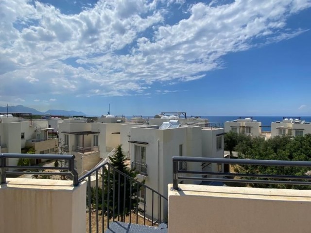 2+1 PENTHOUSE FOR SALE IN ESENTEPE