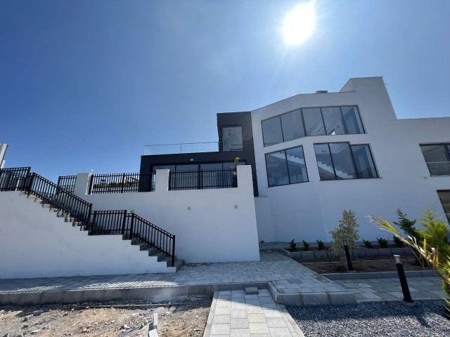 4+2 POOL SUPERLUX VILLA FOR SALE IN ARAPKOY