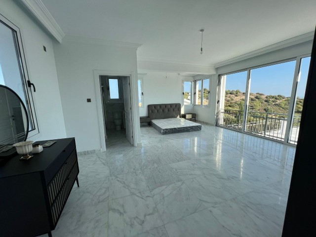 6+3 SUPER LUXURY VILLA WITH POOL FOR SALE IN KYRENIA