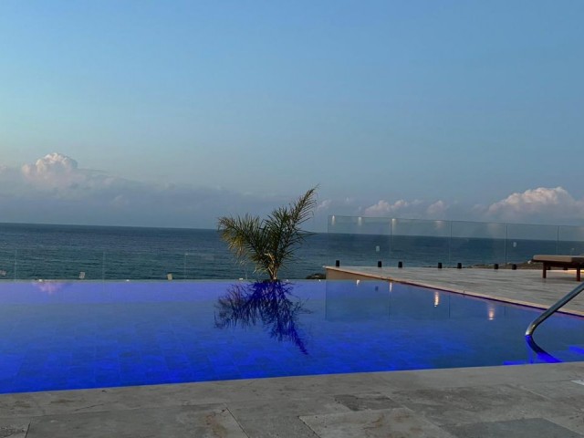 4+1 SEA FRONT VILLAS WITH POOL FOR SALE IN ESENTEPE