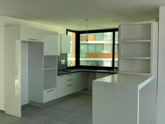 Girne Merkez'de 3+1 Satılık Penthouse!