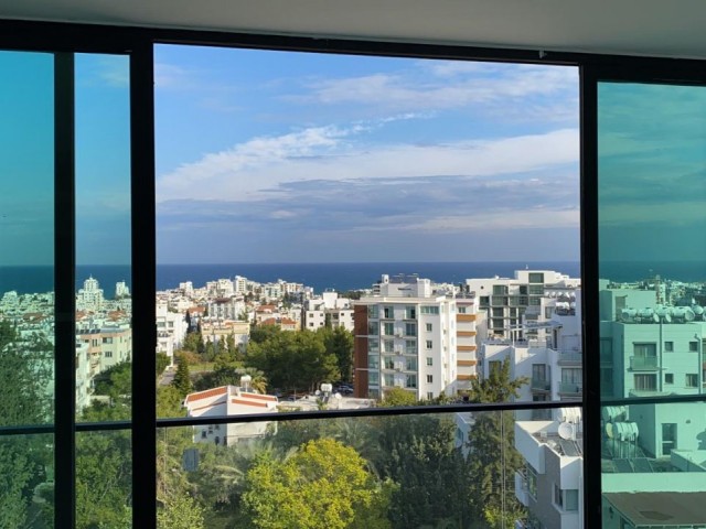 Girne Merkez'de 3+1 Satılık Penthouse!