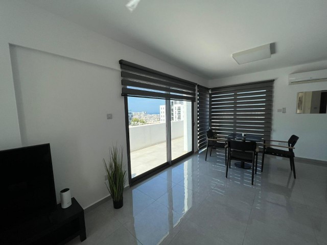 3+1 PENTHOUSE ZU VERMIETEN IM KYRENIA CENTER