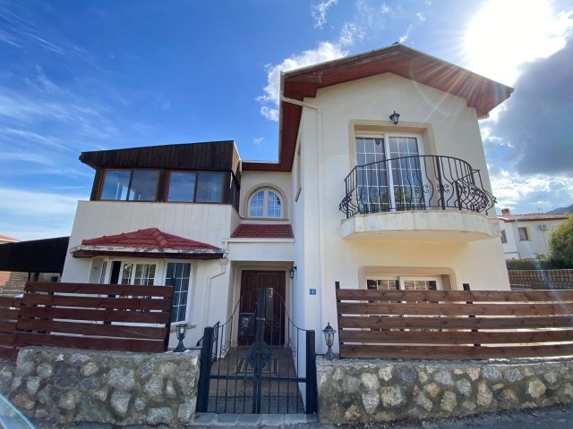 4+1 VILLA FOR SALE IN ALSANCAK