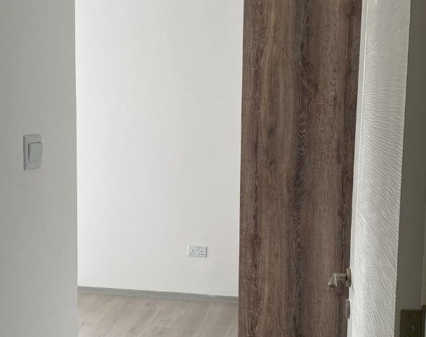 LEFKOŞA'DA SATILIK 2+1 DAİRE