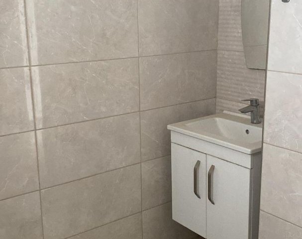 LEFKOŞA'DA SATILIK 2+1 DAİRE