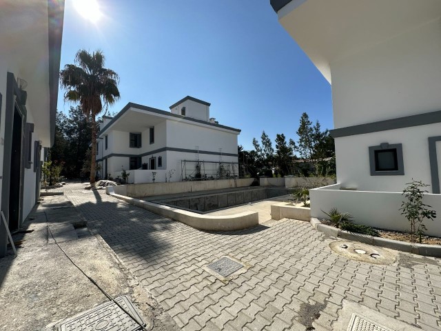 3+1 FLAT FOR SALE IN KYRENIA CENTER