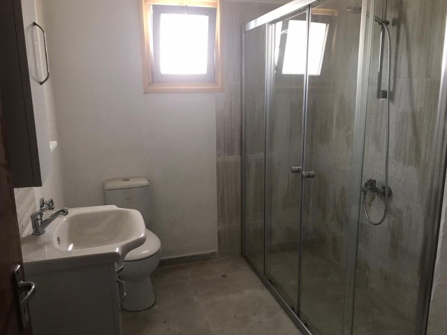 SINGLE FLAT ON THE 3RD FLOOR FOR RENT IN KÖŞKLÜÇİFTLİK