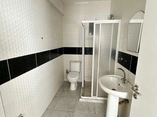 2+1 Flat for sale Central Kyrenia 