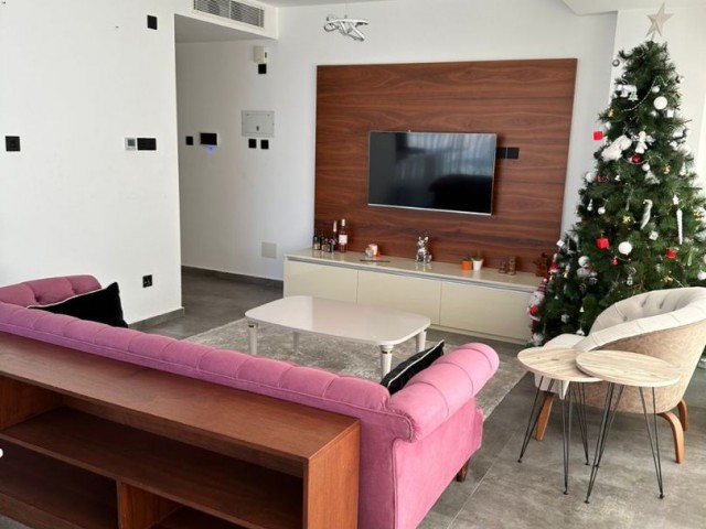 2+1 Flat for Rent in Kyrenia Center!