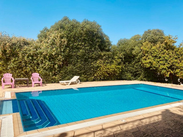 3+2 Villa mit privatem Pool in Ozanköy