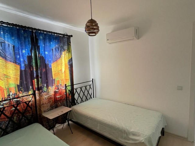 Girne merkezde satılık 2+1 full eşyalı daire