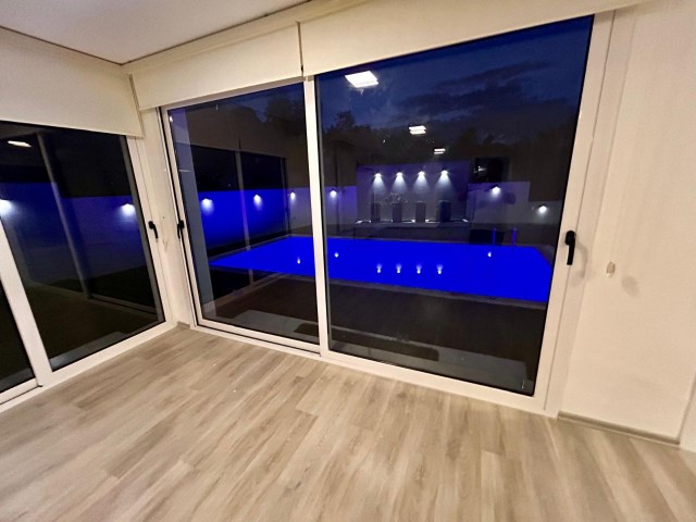 6+1 VILLA MIT POOL ZU VERKAUFEN IN EDREMIT