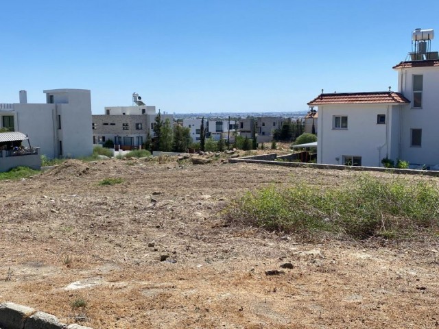 LAND SUITABLE FOR VILLA CONSTRUCTION ON GÖNYELİ AŞIKLAR HILL