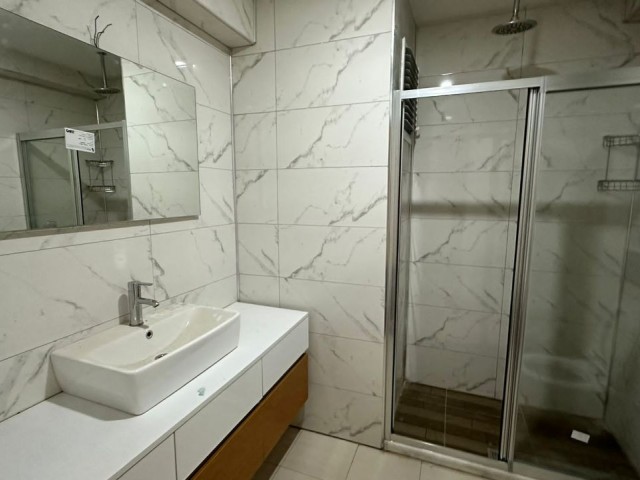 New Ensuite 3+1 Seafront apt