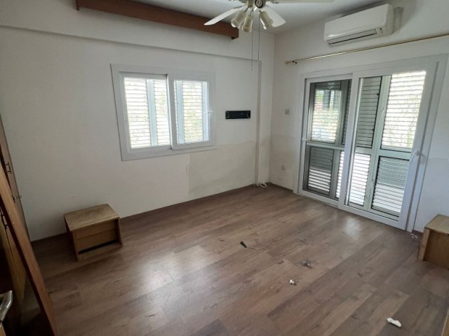 Flat To Rent in Köşklüçiftlik, Nicosia