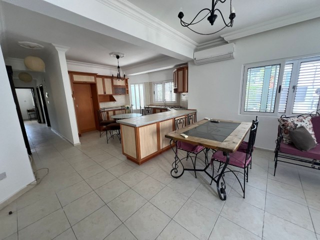 Flat For Sale in Girne Merkez, Kyrenia