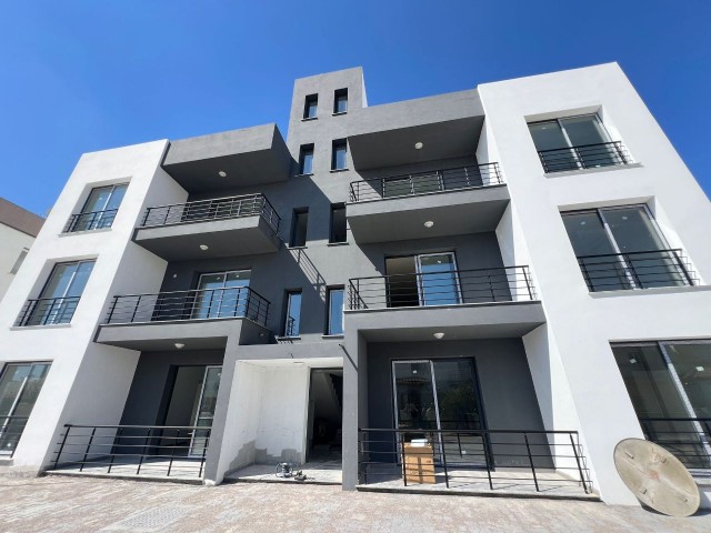 Zum Verkauf stehendes Penthouse mit 2 Schlafzimmern und 1 Wohnzimmer in Nikosia.