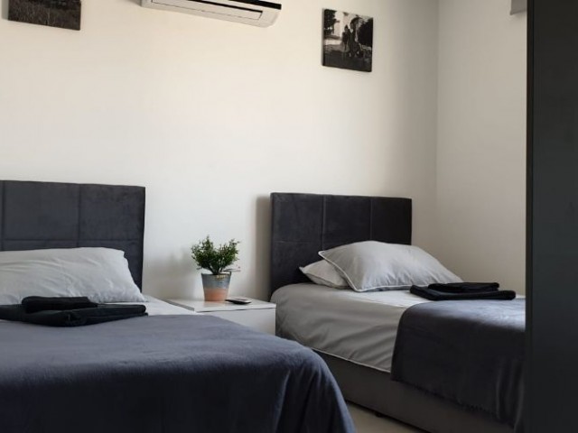 Zu verkaufen 2 + 1 Wohnung, Sakarya Bezirk, 60,000 stg ** 