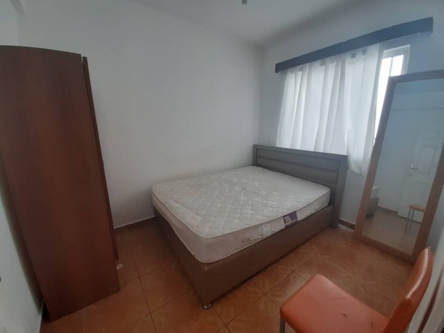 Kiralık 2+1 apartman dairesi  karakol bölgesinde yearly 24.000 tl deposit 2000 tl ground floor