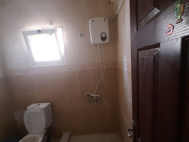 Near to emu 2+1 rent house  3 months pay. 7000 tl rent deposıt 1500 tl commıssıon