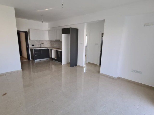 2+1 Wohnung zu verkaufen in Famagusta Canakkale ** 