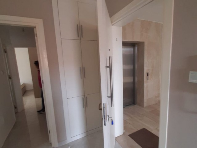 Sakarya 2+1 rent house New home new apartment 10 months payment 4000$ Deposit 400$ Commission 400$ ** 