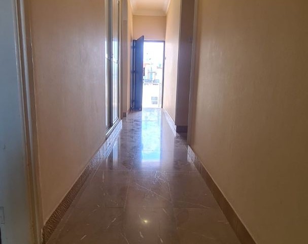 3+1 flat for sale in Famagusta Baykal, free of charge, flat with Turkish title ** 