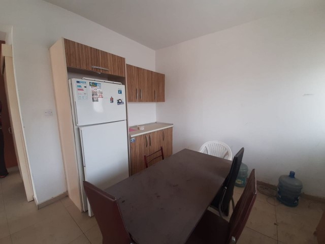 Famagusta Sakarya region 3+1 for sale 3.the 12-year-old building on the floor is for sale for £45,500. 2 toilets 1 bathroom 130 m2 Equivalent cob with elevator ** 