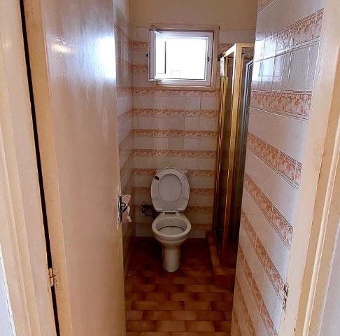 3+ 1 apartment for sale in Kalilant district 130 m2 Equivalent cob 36.000 £ 3.the floor is without Elevator ** 