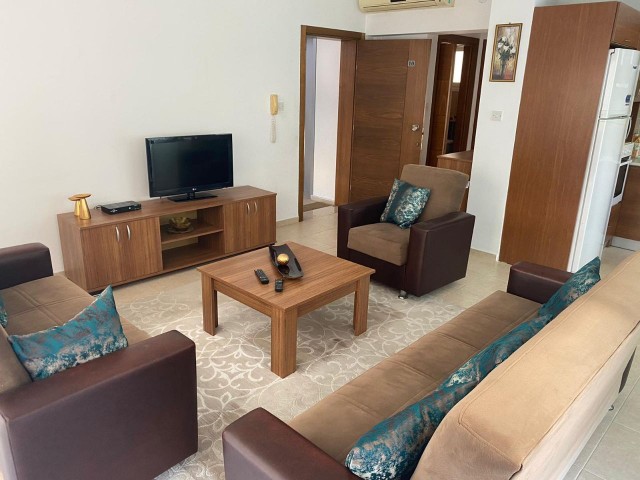 1 july actıve home Close to onder avm 3+1 reny penthouse 4500$ rent yearly payment Deposit 375$ Commission 375$ Elevator Car park Apartman charge per month 100 tl 