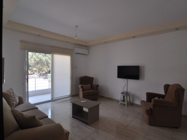 Famagusta close to pascutti ground floor 3+1 rent house minimum 10 months payment $4000 deposit$400 commission$400 total$4800 ** 