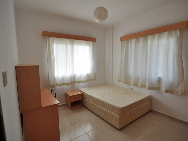 Famagusta gülseren area 3 + 1 rent house 6 months payment per month 230 $ Kaution 230$ Commission 230 $ ground floor ** 