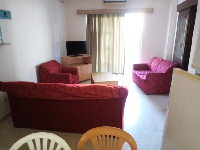 2 + 1 rental apartment near the school $ 2500 annual rent deposit $ 250 commission $ 250 dues 200 tl no paying water ** 