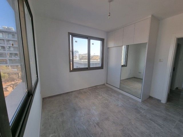 Very spacious 2 + 1 apartment for sale in Famagusta Çanakkale region ** 