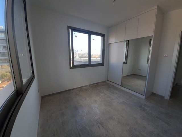 The location of the 2 + 1 apartment for sale in Çanakkale region is beautiful 2.the apartment, which is on the floor, is 85 square meters, The rear facade is ready for delivery with an elevator near the City mall shopping center. The price is a 5-storey building from £ 42,000. ** 