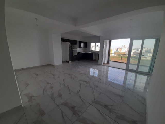 Immediate delivery 2+1 PENTHOUSE 122 square meters penthouse on the 5th floor in the region of Canakkale 100,000 stg Transformer has been paid. 