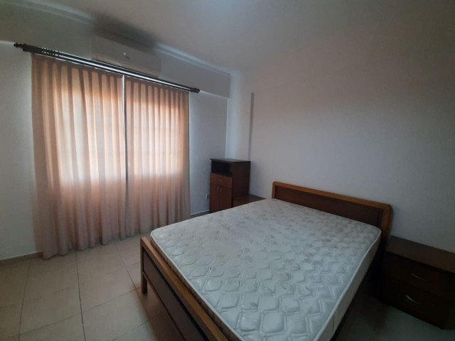 ▪️Magusa for rent 3+1 apartment ▪️Asansor with 2 air conditioners ▪️Kirasi from 400$ payable 1 year in advance.  ▪️Aile will be a student.  ▪️Tv will come and 2 toilets will be renovated.  For rent as ▪️esyali.  