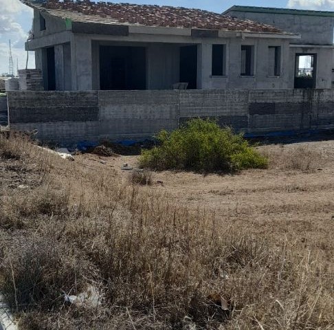 Ötükende mustakil villa 3+1 satılık 275.000£ EN GEC 2 AYA TESLIMDIR. 590 METREKARE 200 METREKARE EVIN OTURUMU  yagmur sergenc 05338315976