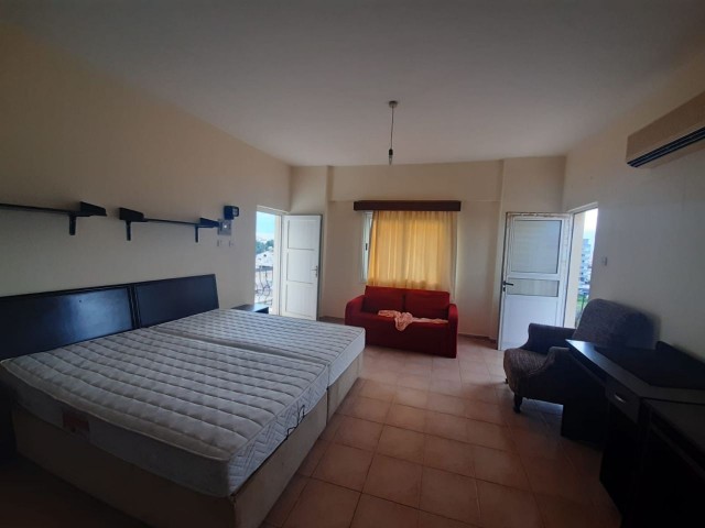 For rent in the center of Famagusta 6 months rent for 6 months £ 840 for 6 months deposit £ 140 and 1500 tl for 6 months water fee deposit commision 4. there is no elevator on the 4th floor. water 6 months 1500 tl electricity filtering meter