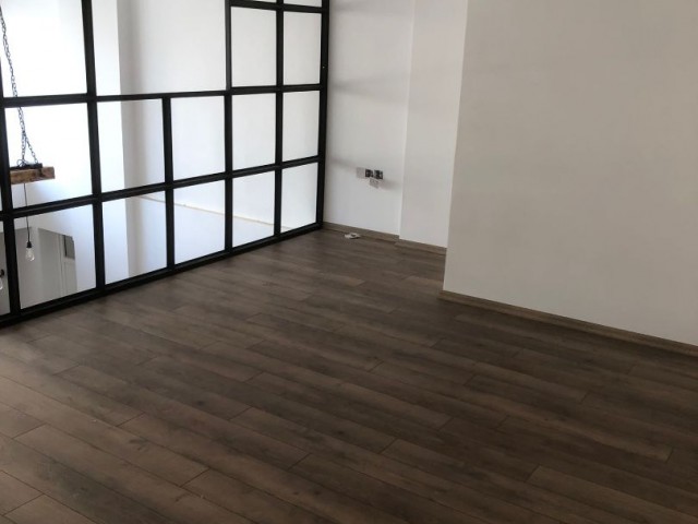 Büro Mieten in Mağusa Merkez, Famagusta