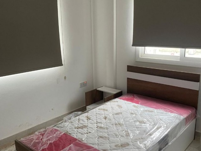 Famagusta 2+1 zur Miete brandneue Wohnung direkt am Fuße der Stadt Mall von 500$ mit jährlicher Zahlung 3. Stock hat einen Aufzug.  1 Kaution 500$ 1 Provision 05338315976