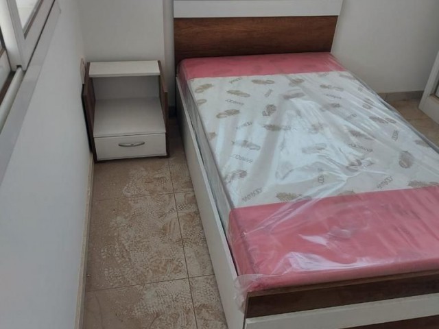 Famagusta 2+1 zur Miete brandneue Wohnung direkt am Fuße der Stadt Mall von 500$ mit jährlicher Zahlung 3. Stock hat einen Aufzug.  1 Kaution 500$ 1 Provision 05338315976