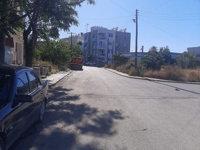 Land for sale behind Maras Doğruöz market 260 m2 2 floor cılılabılır. yuzde 70 percent of the land for sale with the only authorized price = £ 23. 000 05338315976