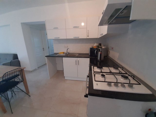 Canakkale 2+1 rental 450$ for 6 months or annual fee 400x6=2400 TL on the 3rd floor