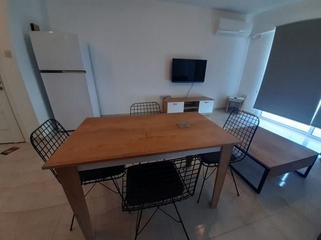 Canakkale 2+1 rental 450$ for 6 months or annual fee 400x6=2400 TL on the 3rd floor