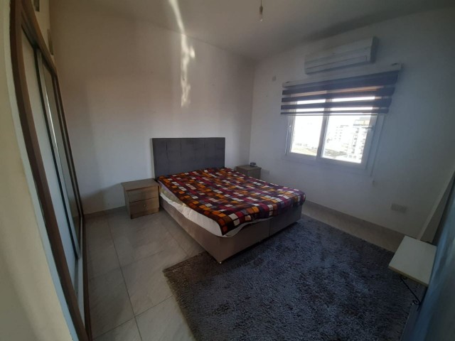 Canakkale 2+1 flat for rent on the 4th floor 8500 TL for annual payment only Dues 2500 TL per year 1 deposit 8500 TL 1 commission 8500 TL 05338315976