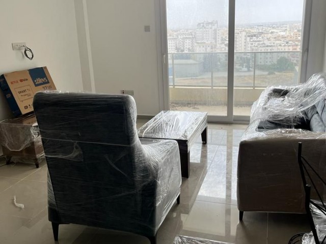 2 rental flats in golden residence 6 months payment opportunity 6 rent from 650£ 2 deposit 1 commission fully furnished flat on 8th floor from 50£ building on 8th floor